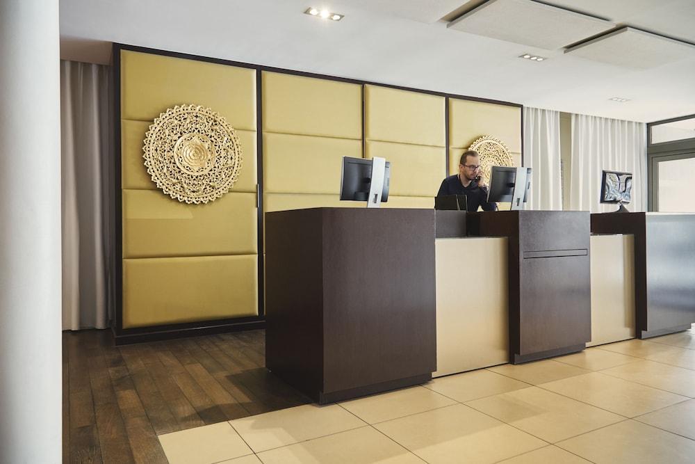 Aparthotel Adagio Marseille Timone Εξωτερικό φωτογραφία